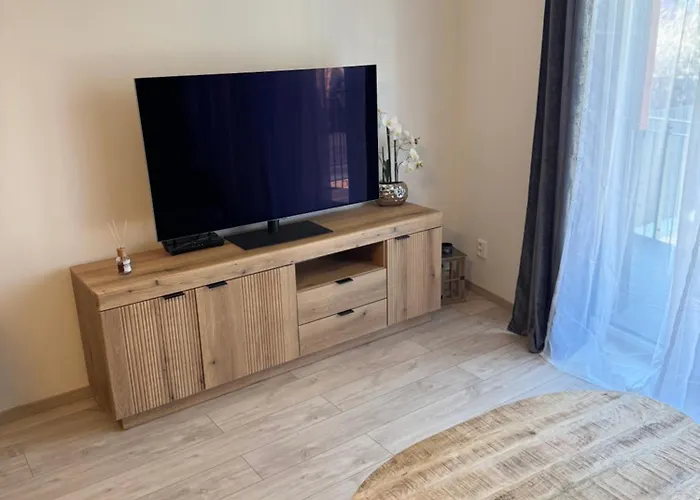 Lily Apartment